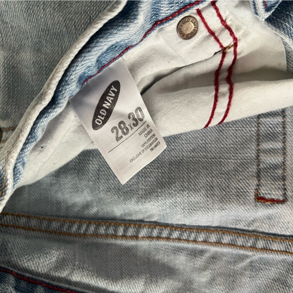 Old Navy Women's Light Blue Straight Leg Jeans - Picture 4 of 7